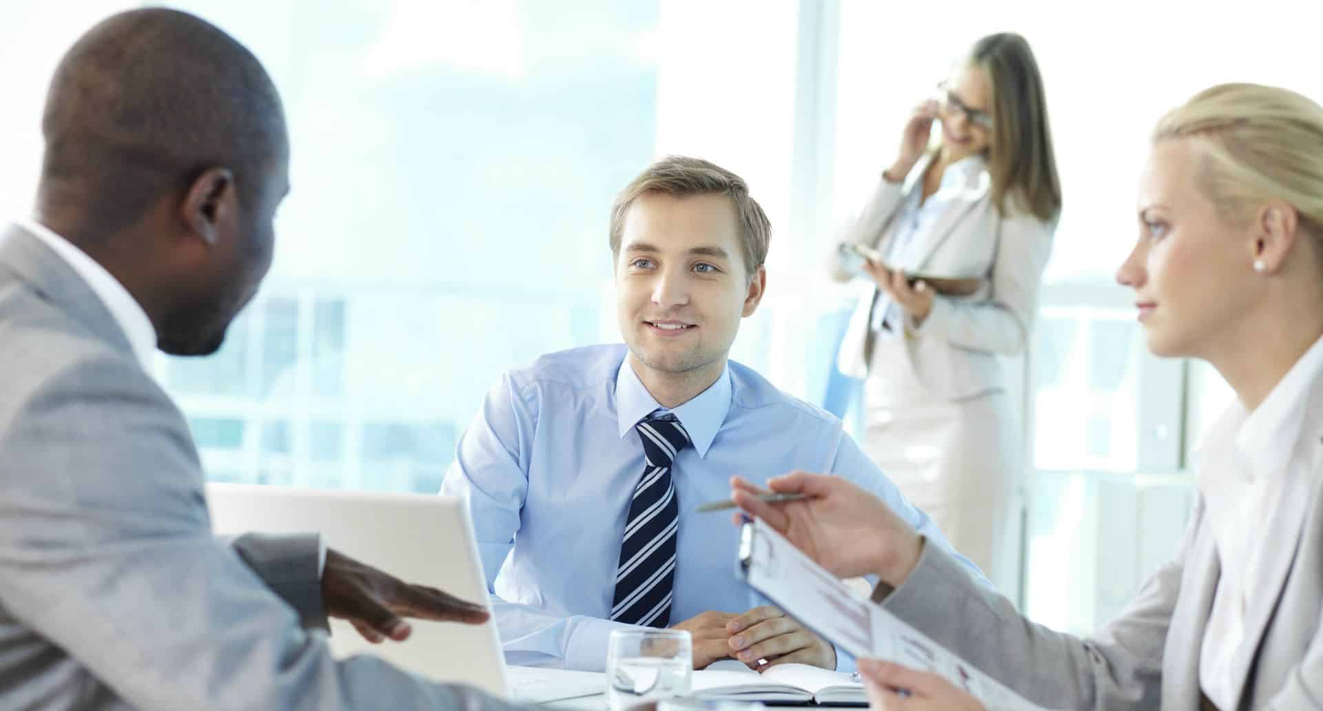 PERSPECTIVAS FUTURAS DO COMÉRCIO: VENDAS ONLINE E OFFLINE 7